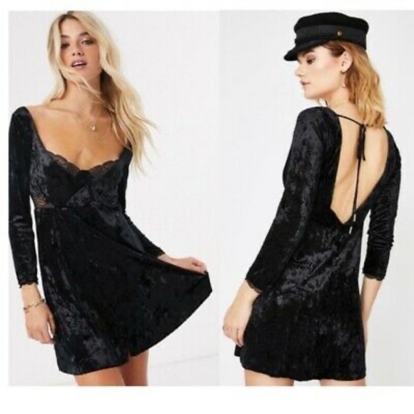 Free People Dresses & Skirts - Free People Kat Long Sleeve Faux Wrap Crush Velvet sweetheart neckline  Dress